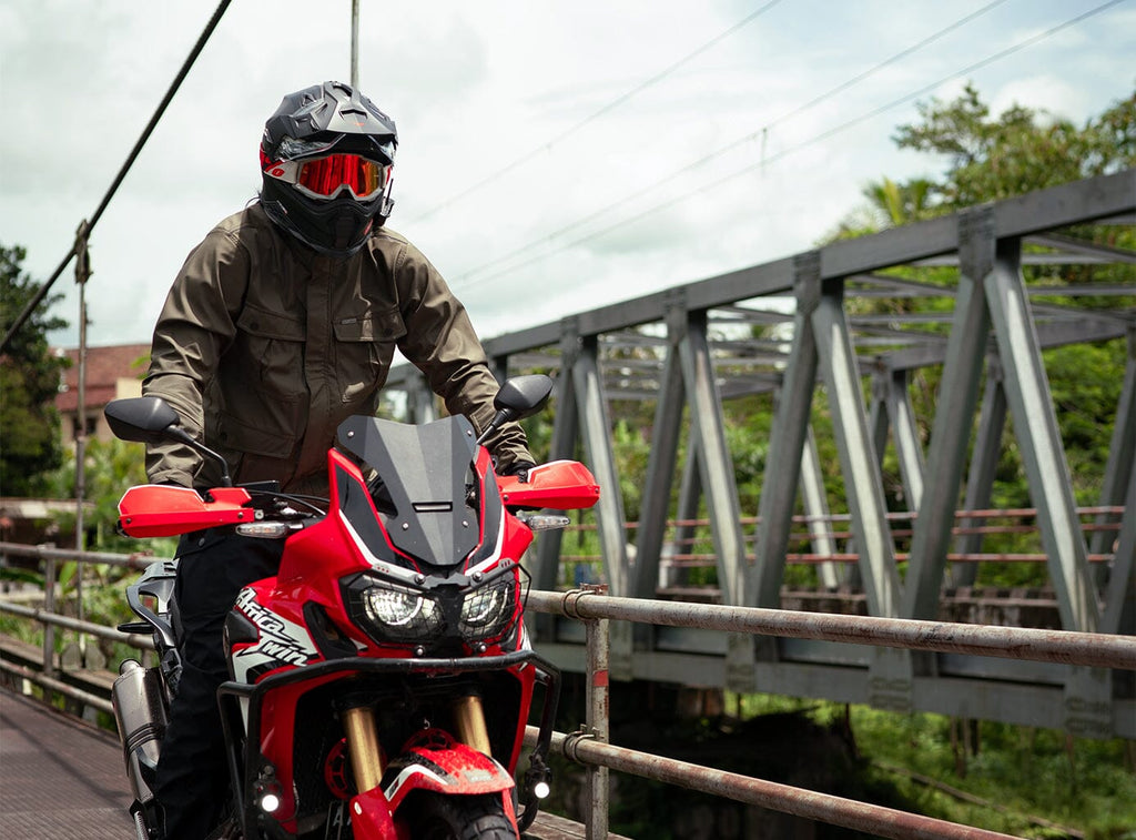 Setiap Perjalanan Punya Cerita, Setiap Cerita Butuh Jaket yang Tepat